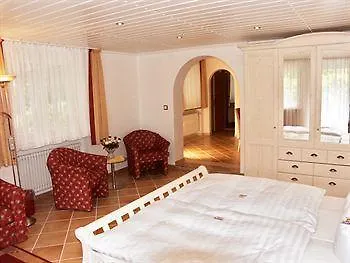 Cafe Hochstadt Guest house